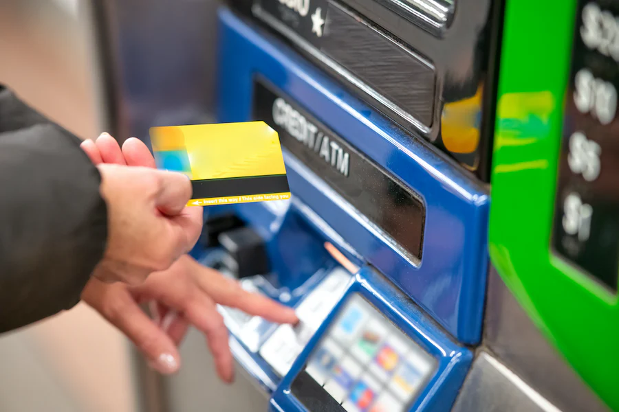 Citibanamex bonificará comisiones en tarjetas de crédito y manejo de cuenta de débito a clientes..