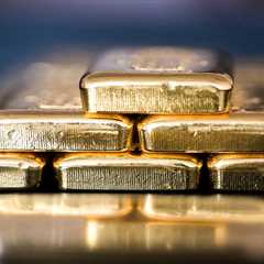 Gold IRAs vs. Physical Gold: Best Investment for 2026