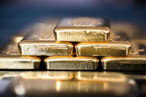 Gold IRAs vs. Physical Gold: Best Investment for 2026