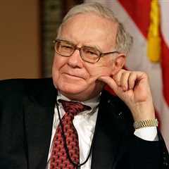 Warren Buffett’s Money Management Rule for Longevity